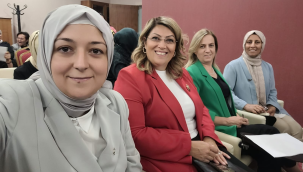 Başkan Kaplan 81 il kadın kolları başkanları toplantısına katıldı