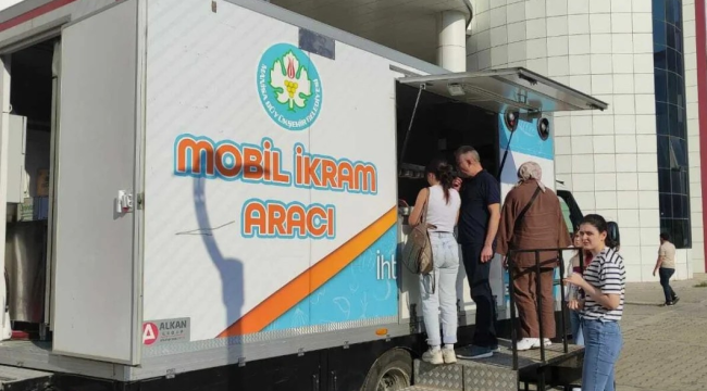 Manisa büyükşehir belediyesi KPSS'ye girenleri yalnız bırakmadı