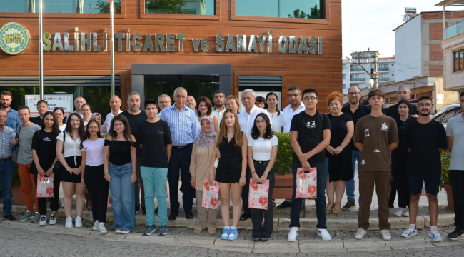 Salihli TSO başarıı öğrencileri ödüllendirdi