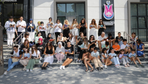 Şehzadeler'de"kitabını al gel" etkinliğinde kitapsever bir araya geldi