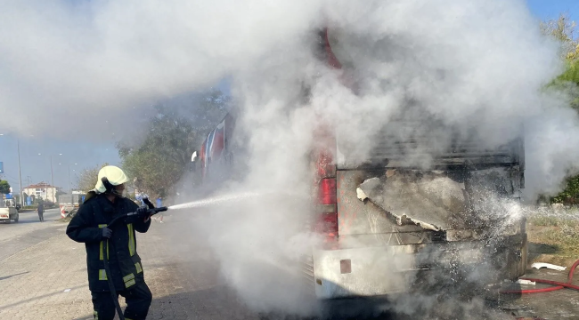 Takım otobüsü yandı