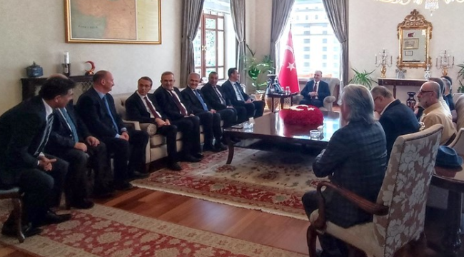 Vali Özkan göreve başladı