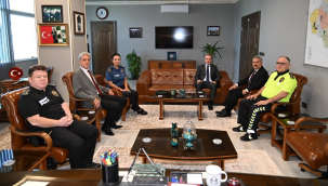 Vali Ünlü'den veda ziyaretleri