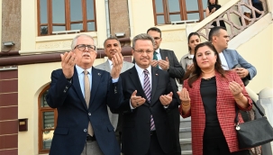 Vali Ünlü, Manisa'ya veda etti