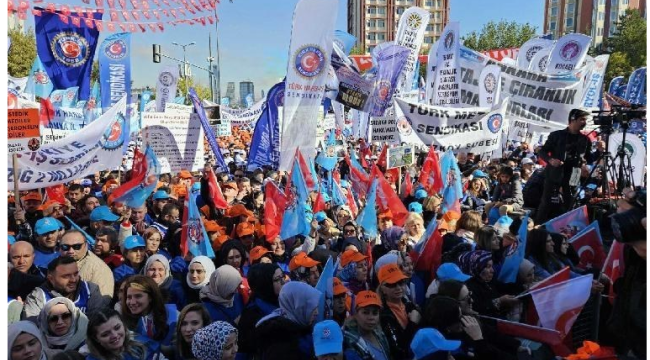 Ankara'da milyonlar "iş ekmek yoksa barış da yok"diye haykırdı
