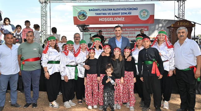 Başkan Zeyrek,bağdatlı sultan alevi kültürünü tanıtma şenliğine katıldı