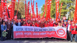 Disk'ın görkemli Ankara mitingine binlerce işçi katıldı