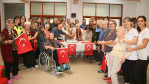 Dünya yaşlılar günü huzurevinde kutlandı