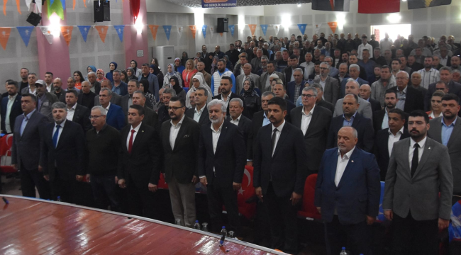 Eroğlu yeniden Saruhanlı AKP ilçe başkanı seçildi