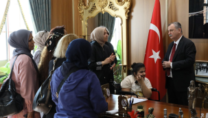 Halk gününde vatandaşlarla buluşan başkan Balaban'vatandaş kriz ve işsizlikle boğuşuyor''