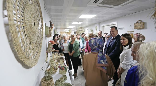 Hasır örme sergisi açıldı