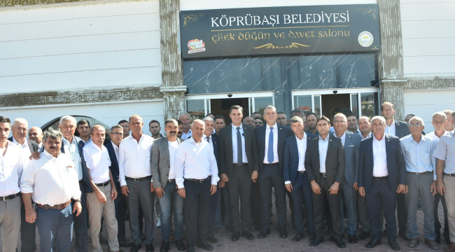 Köprübaşı muhtarlar toplantısına başkan Zeyrek'te katıldı