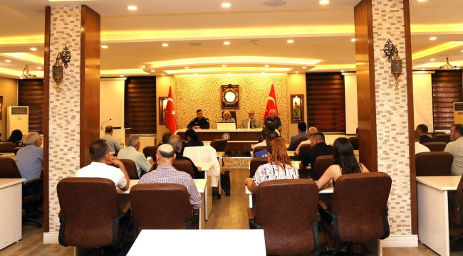 Mahalle sorunlarının ele alındığı muhtarlar toplantısı