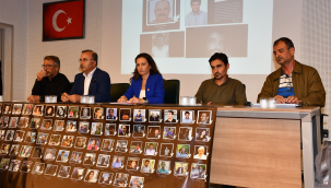 Manisa'da gar katliamında yaşamını yitirenler anıldı