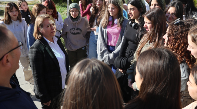Manisa lisesi,140.yılını Kula'ya düzenldiği geziyle kutladı