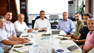 Muhtarlar toplantısında mahallelere yapılacaklar alfabetik sıraya kondu