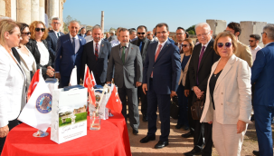 Para kongresi Sardes'te yapıldı