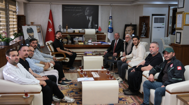 Salihli'de Bahçeli'nin adı kent meydanından kaldırılıyor