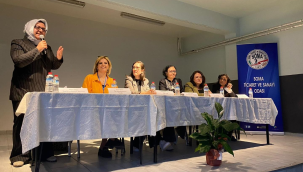 Soma girişimci kadınlar başarı öykülerini öğrencilerle paylaştı