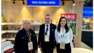 Tariş üzüm birliği Paris'te düzenlenen SIAL 2024 fuarına katıldı
