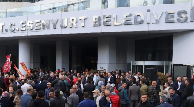 38 baro Esenyurt kayyumunu protesto etti