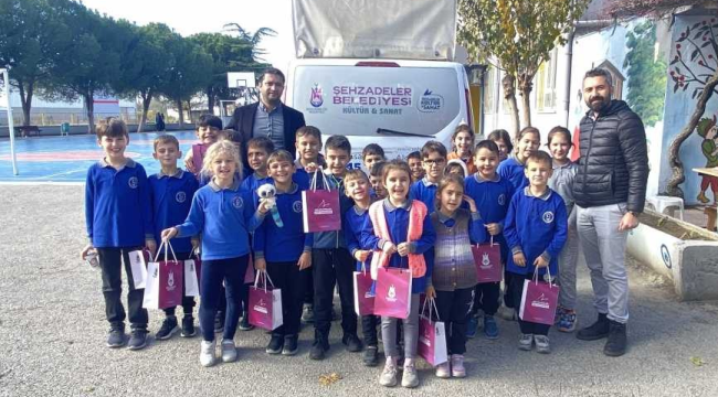 Ağız ve diş sağlığı haftası kapsamında 850 öğrenciye diş fırçası ve diş macunu dağıtıldı