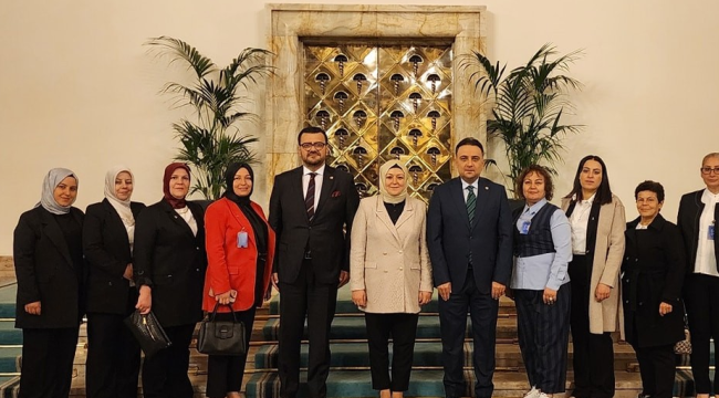 AKP Manisa il kadın kolları başkanı Kaplan Ankara'da