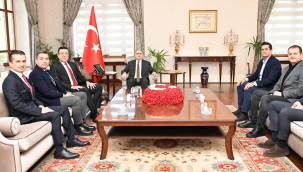 Bankacılar vali Özkan'ı ziyaret etti