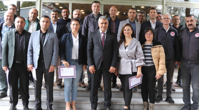 Başarı belgelerini aldılar