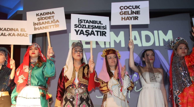 CHP'den muhteşem "benim adım kadın"defilesi