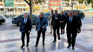 Demirci kaymakamı TSO başkanı Yılmaz'ı ziyaret etti