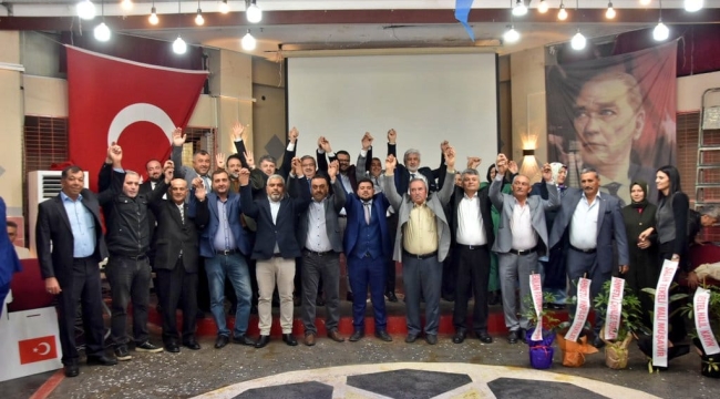 Fatih Alp Ahmetli AKP ilçe başkanı seçildi