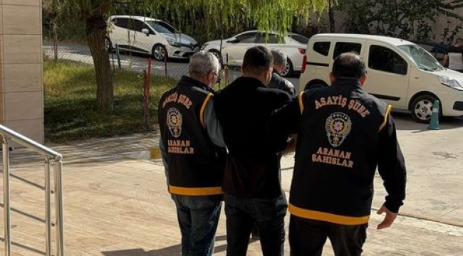 Narkotikten zehir tacirlerine büyük darbe:yakalanan 27 kişiden 21'i tutuklandı
