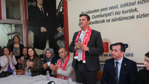 Sarıgöl belediye başkanı Akdeniz''büyükşehire ilçeyi kalkındıracak 25 adet proje sunduk''