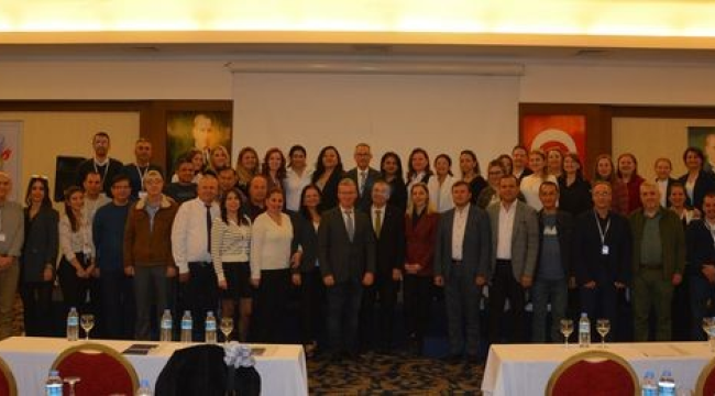 Sekreterler eğitimden geçti