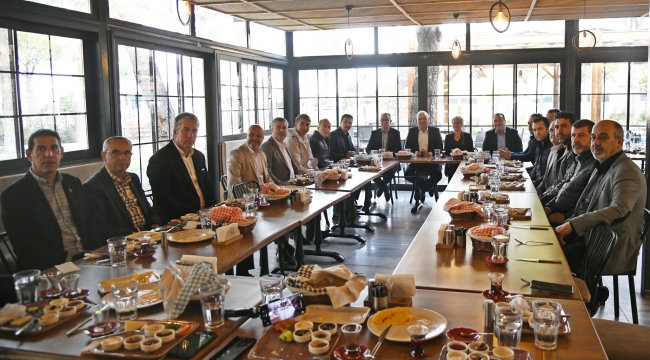 Toplantıda esnaflar taleplerini sıraladı