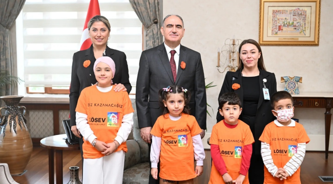 Vali Özkan'a ziyaretçi akını