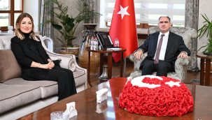 Vali Özkan iller bankası müdürü ve Vakiflar bölge müdürüyle görüştü