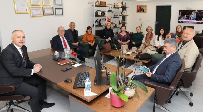 Yunusemre kent konseyi ve kadın meclisi müdür Öztürk'ü ziyaret etti