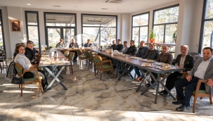 Başkan Aykan muhtarlarla kahvaltı yaptı