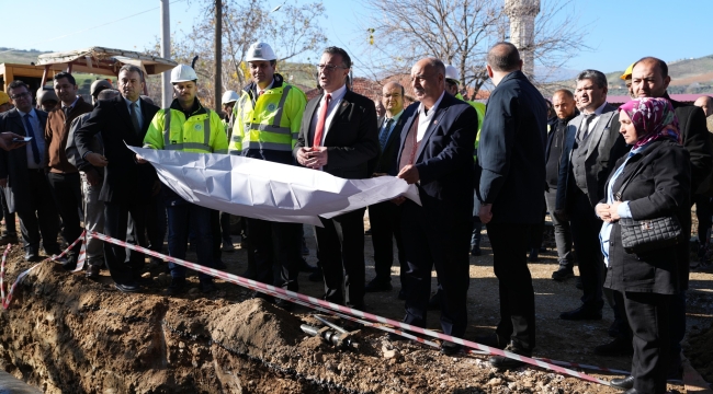 Başkan Zeyrek Alaşehir'i susuzluktan kurtaracak 200 milyonluk yatırımı inceledi 