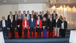 CHP Genel Başkan Yardımcısı Adem''Türkiye'ye örnek modeller sunacağız''