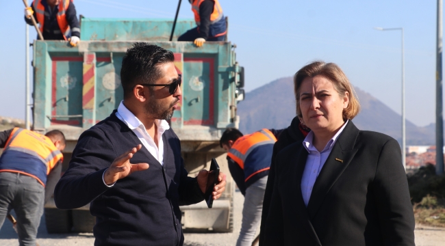 Kula'da yol bkım ve onarım çalıması