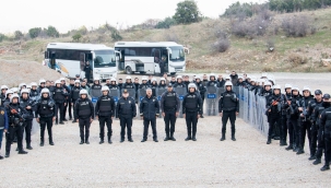 Müdür Aktaç çevik kuvet eğitimini izledi