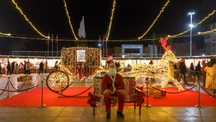 Noel baba yeni yıl panayırında