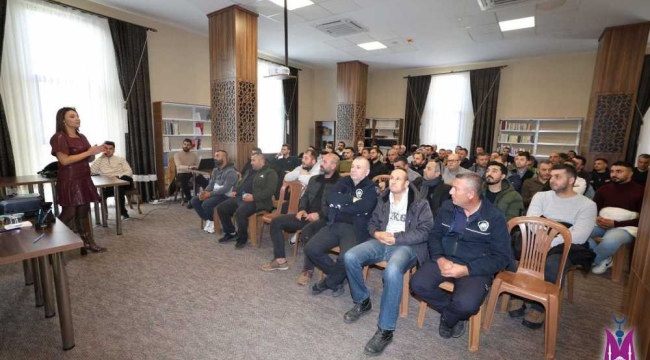 Önce belediye personeli eğitime alındı