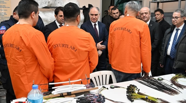 'Özgürlüğün renkleri projesi' fotoğraf sergisi