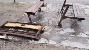 Salihli'de vandalizm hortladı