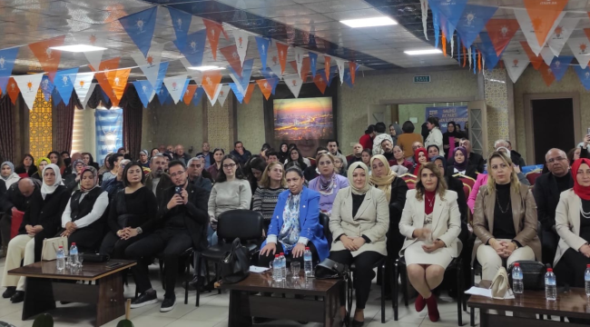 Salihli ve Saruhanlı AKP ilçe kadın kolları kongreleri yapıldı