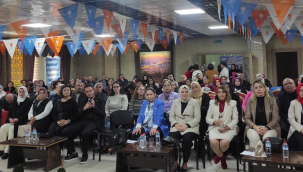 Salihli ve Saruhanlı AKP ilçe kadın kolları kongreleri yapıldı